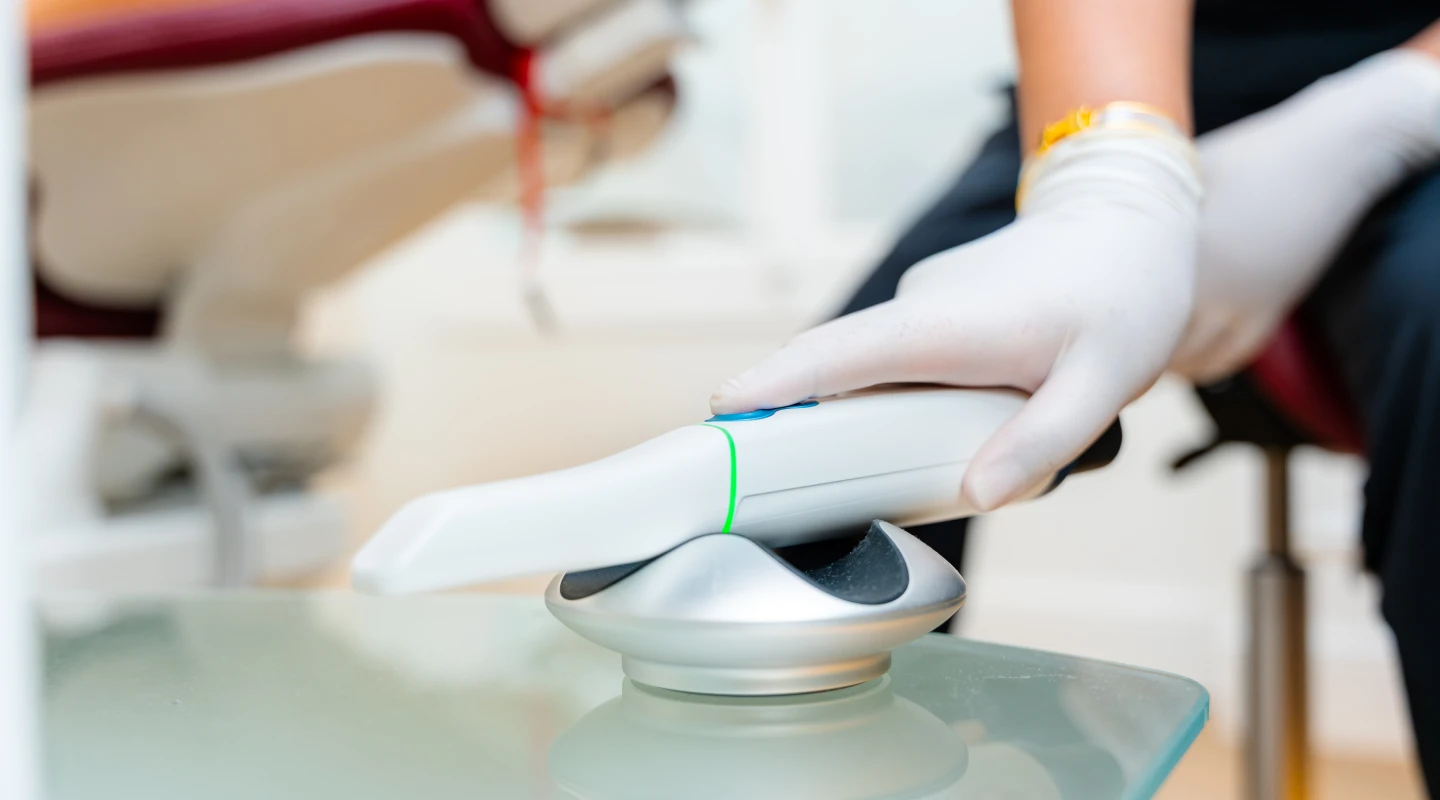 Empreinte optique au cabinet dentaire Mirabeau Paris